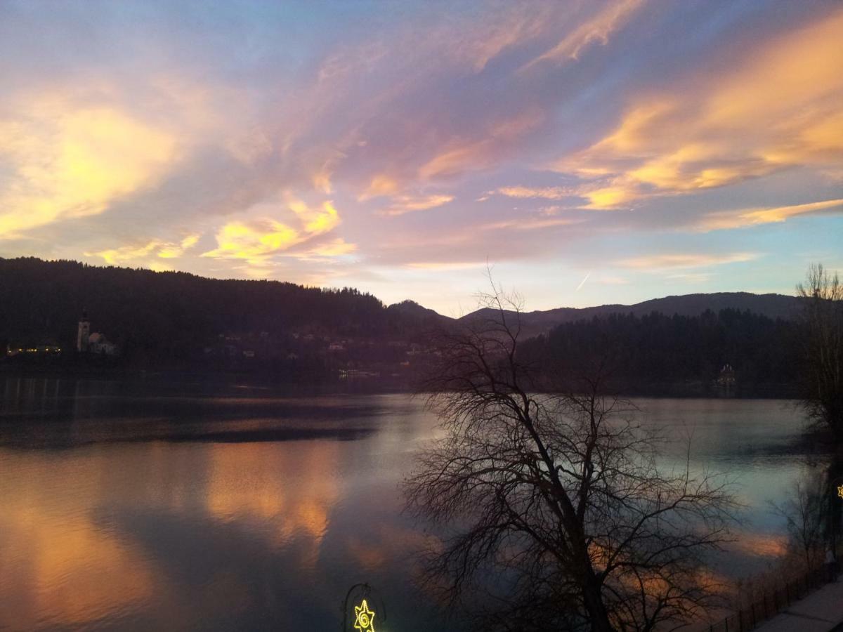 Pletna Lake View Apartment Bled Exterior photo